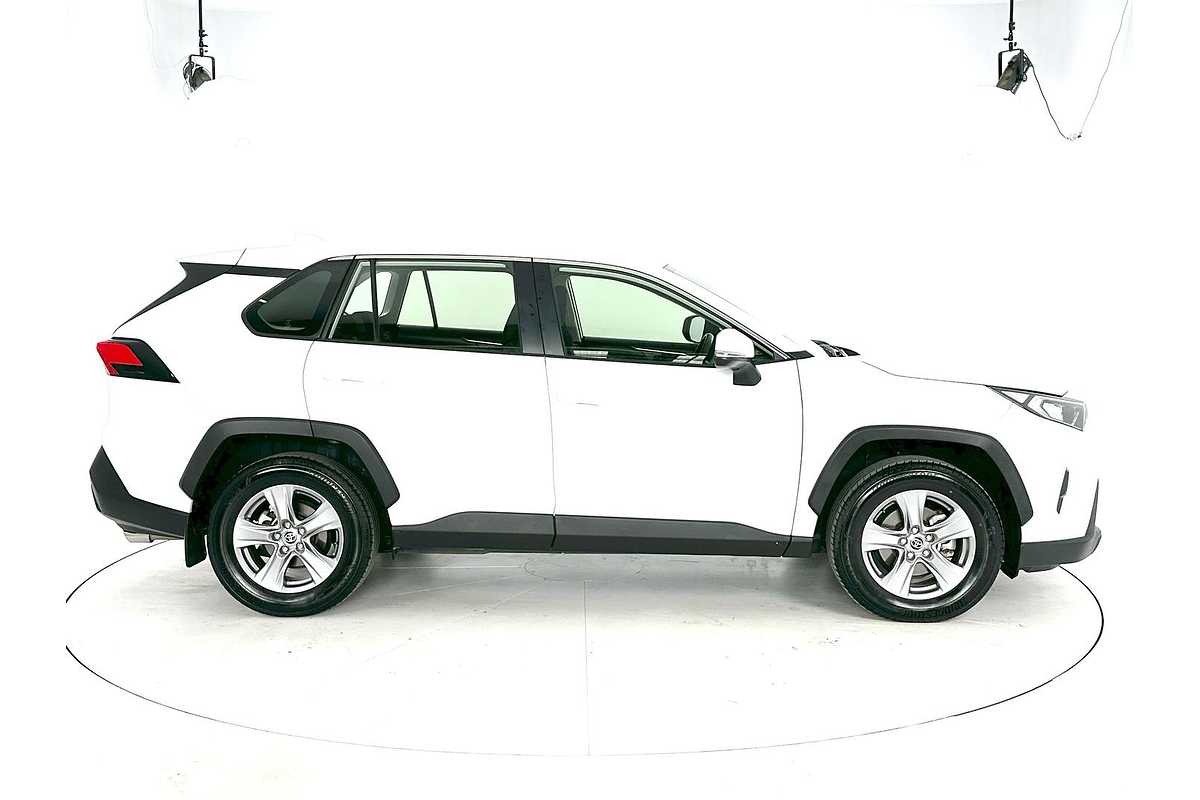 2022 Toyota RAV4 GX MXAA52R