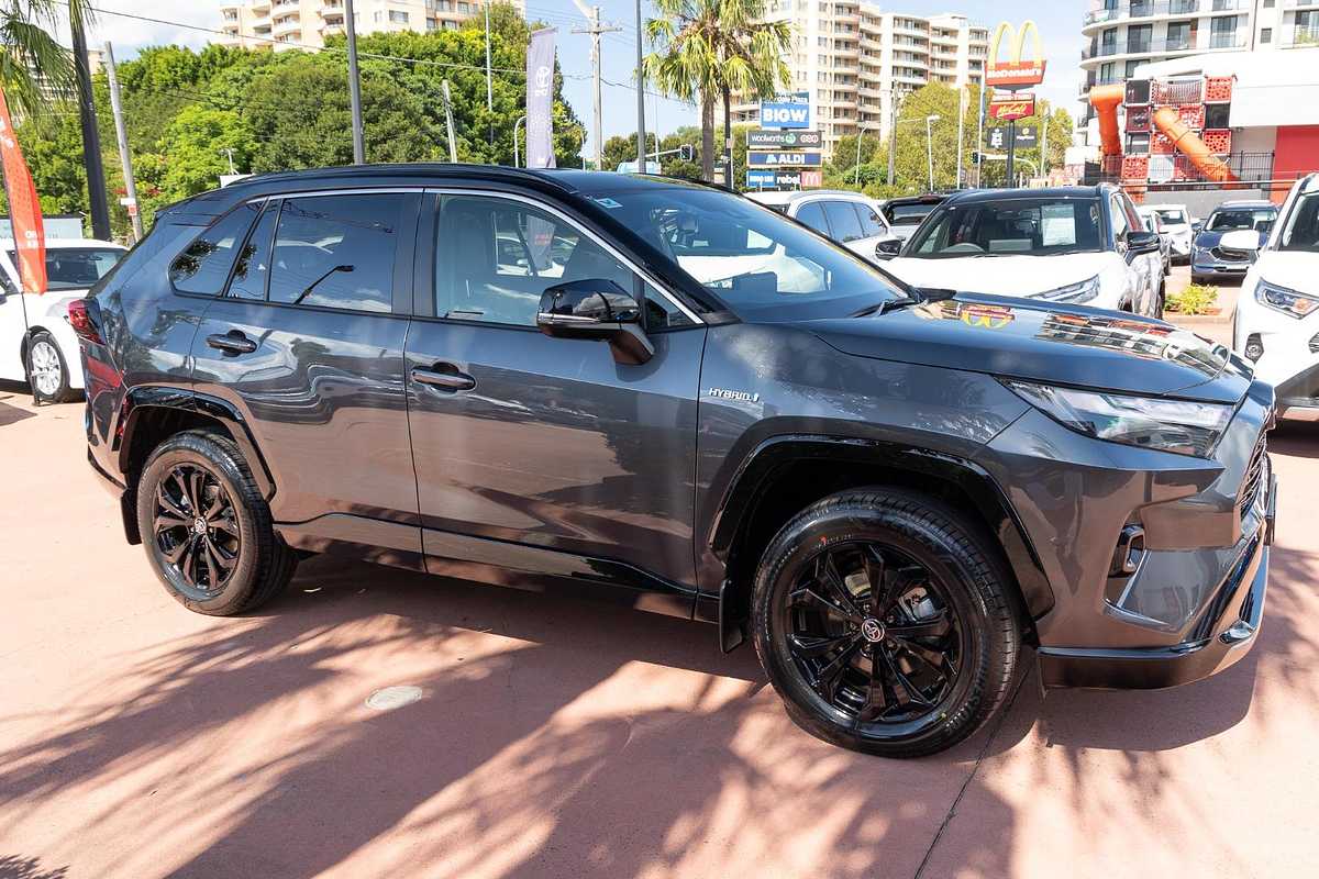 2024 Toyota RAV4 XSE AXAH54R