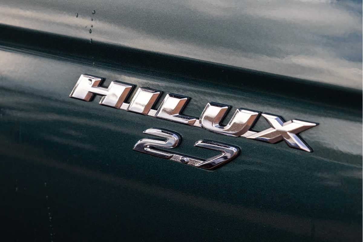 2000 Toyota Hilux SR5 RZN169R 4X4