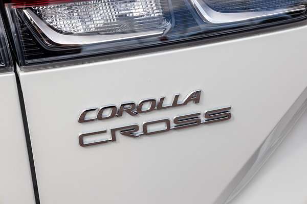 2024 Toyota Corolla Cross GXL MXGH10R