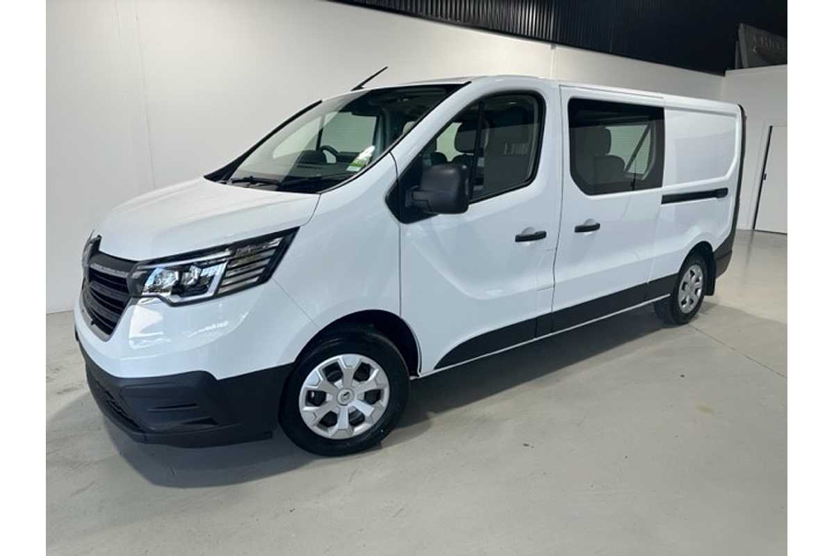 2023 Renault Trafic Crew Pro X82 LWB