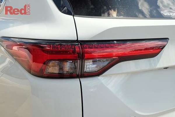 2024 Mitsubishi Outlander PHEV Exceed ZM