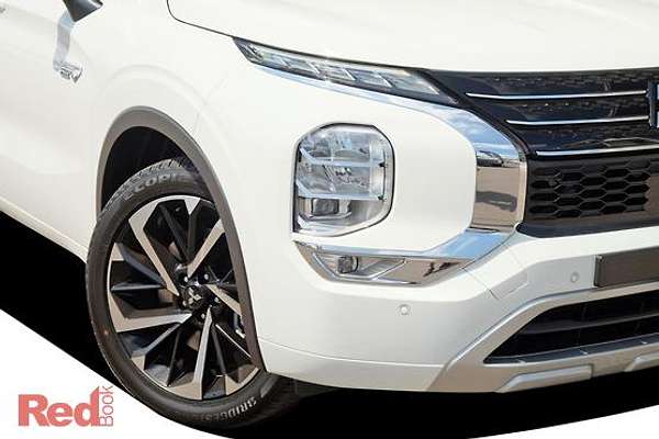 2024 Mitsubishi Outlander PHEV Exceed ZM