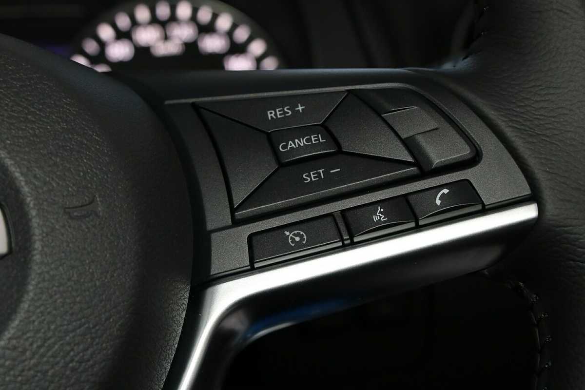 2024 Nissan Navara ST D23 4X4