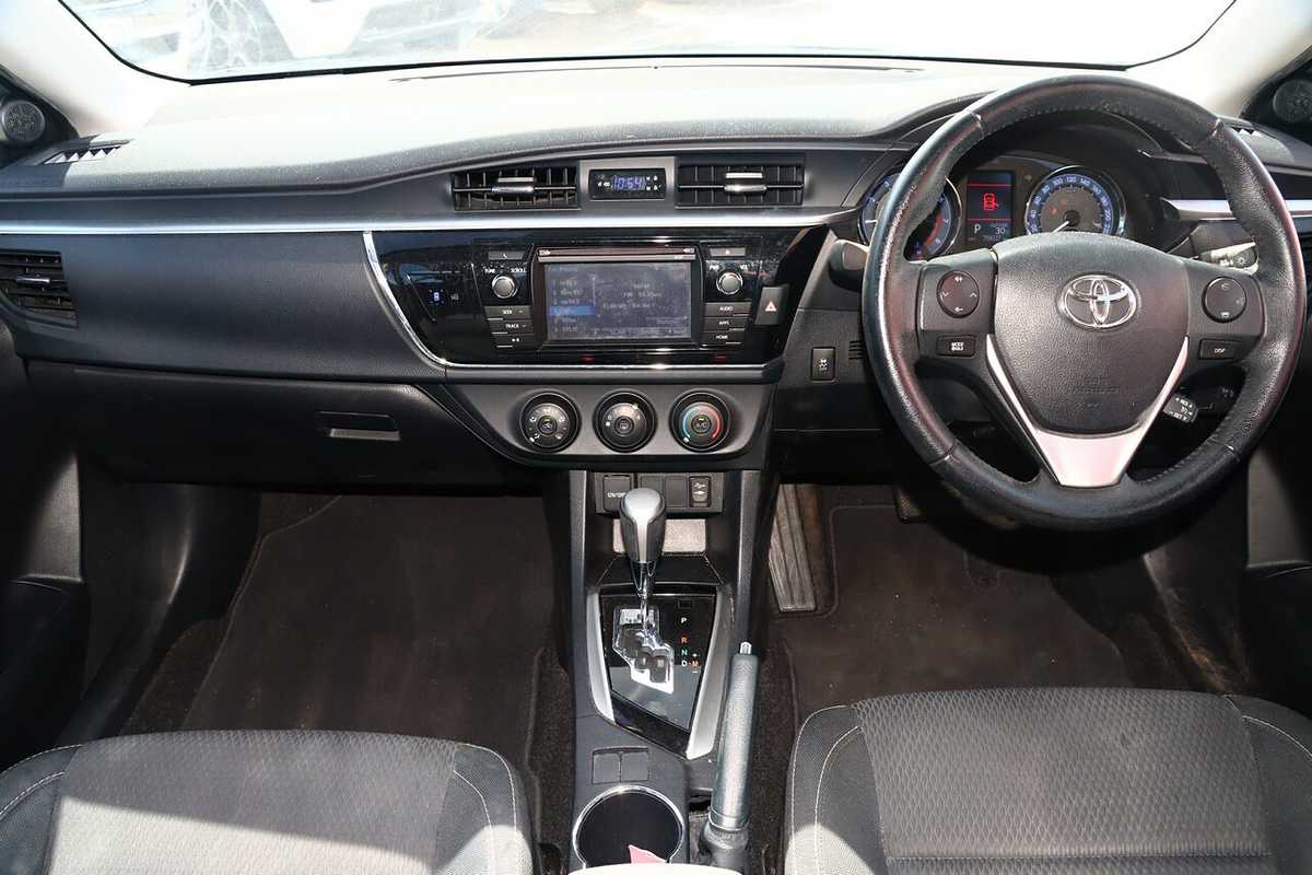 2015 Toyota Corolla SX S-CVT ZRE172R