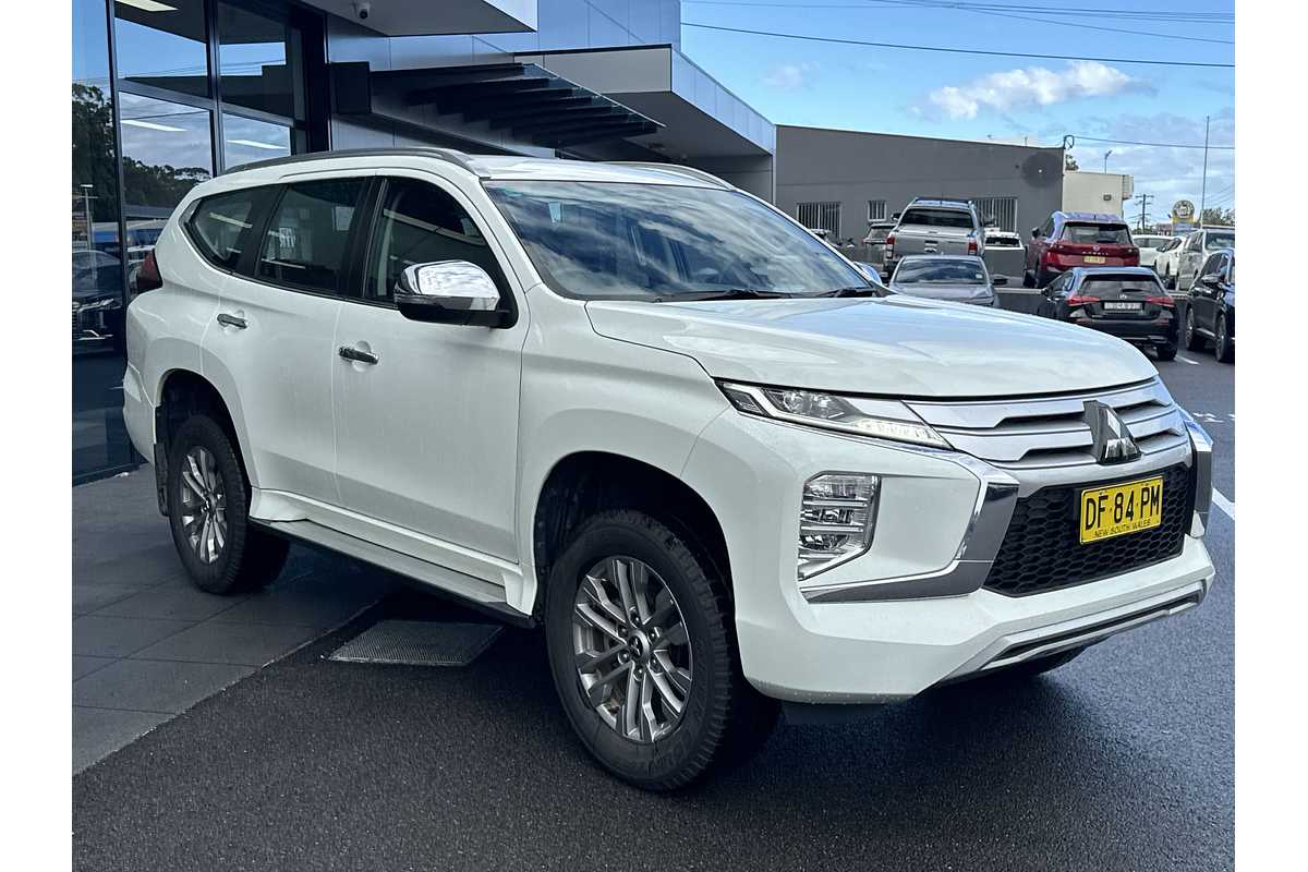 2022 Mitsubishi Pajero Sport GLX QF