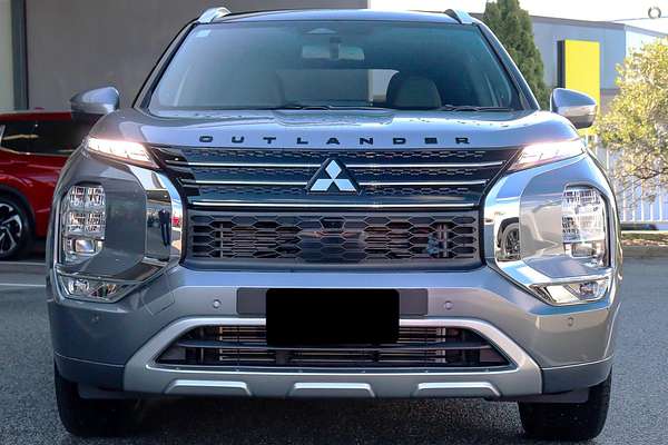 2023 Mitsubishi Outlander Exceed Tourer ZM