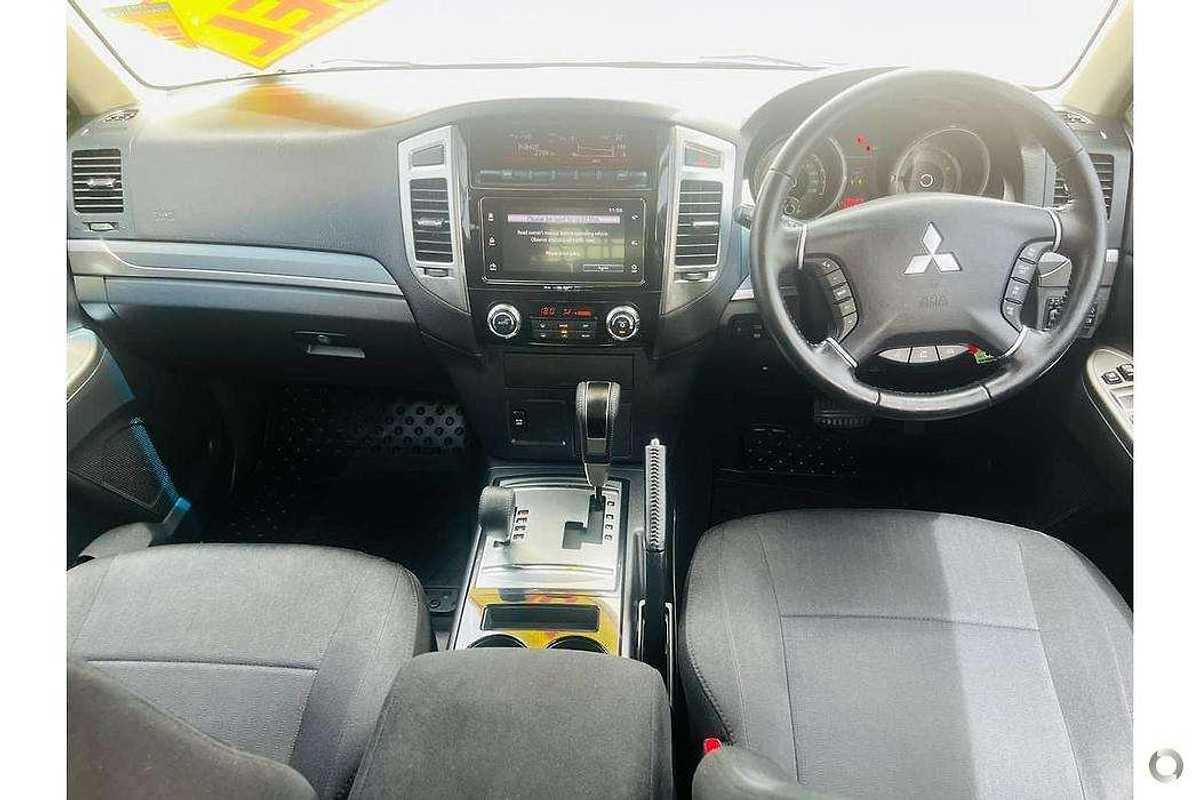 2019 Mitsubishi Pajero GLX NX