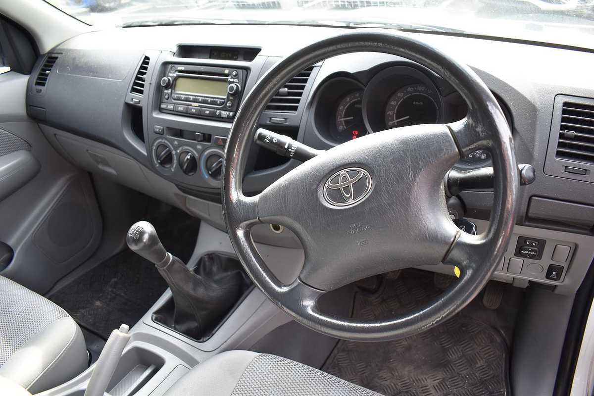 2006 Toyota Hilux SR KUN16R Rear Wheel Drive
