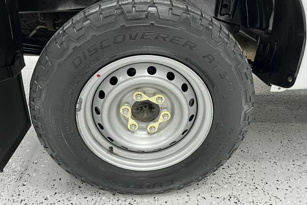 2016 Isuzu D-MAX SX Crew Cab 4x2 High Ride MY17 RWD