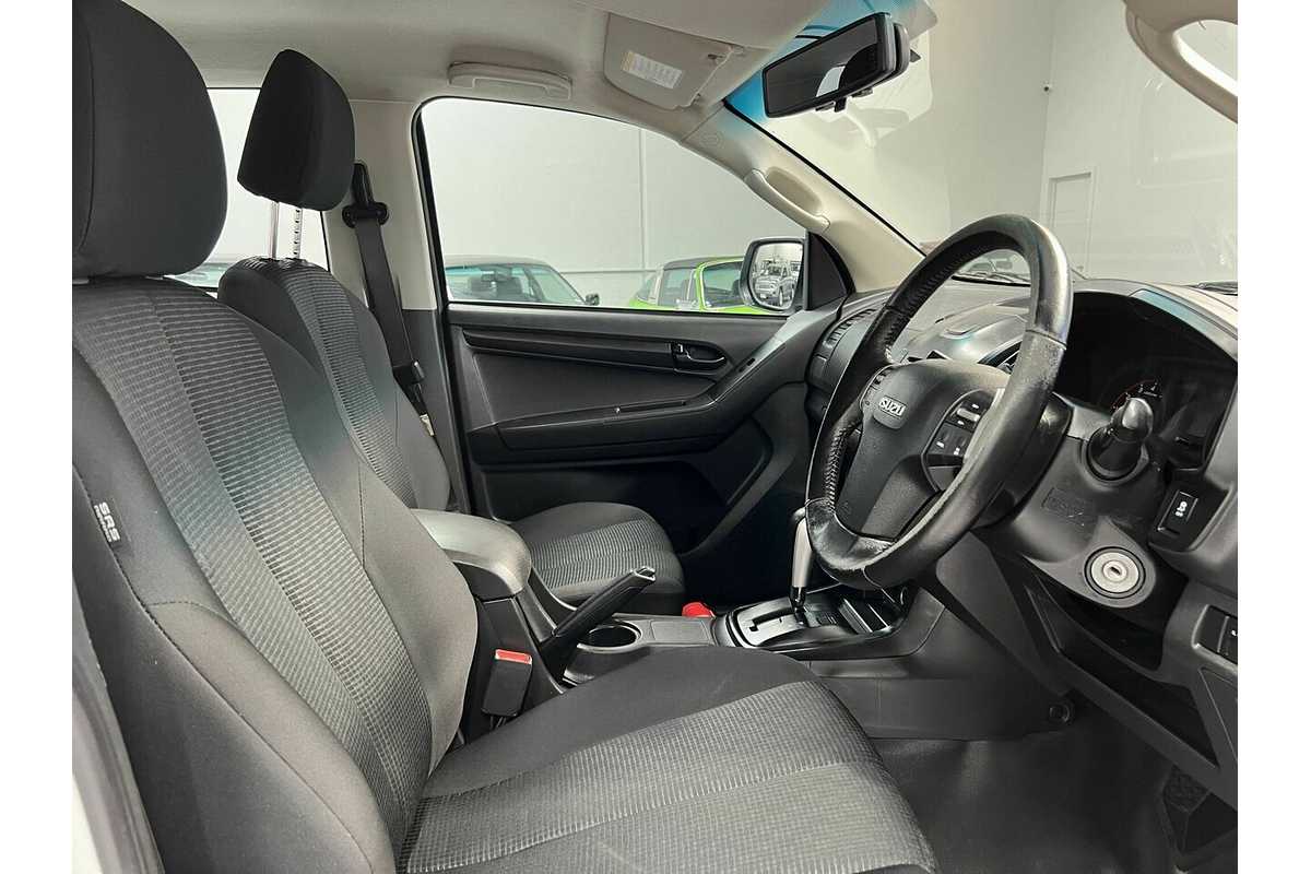 2016 Isuzu D-MAX SX Crew Cab 4x2 High Ride MY17 RWD