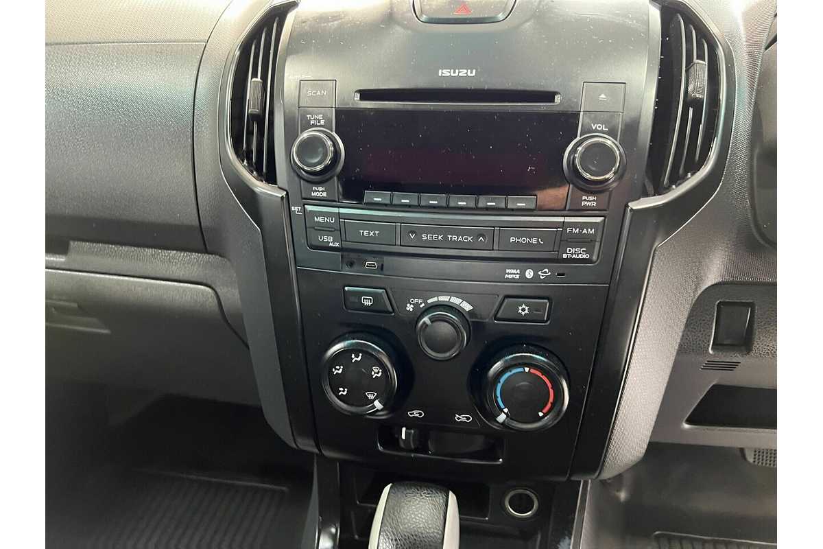 2016 Isuzu D-MAX SX Crew Cab 4x2 High Ride MY17 RWD