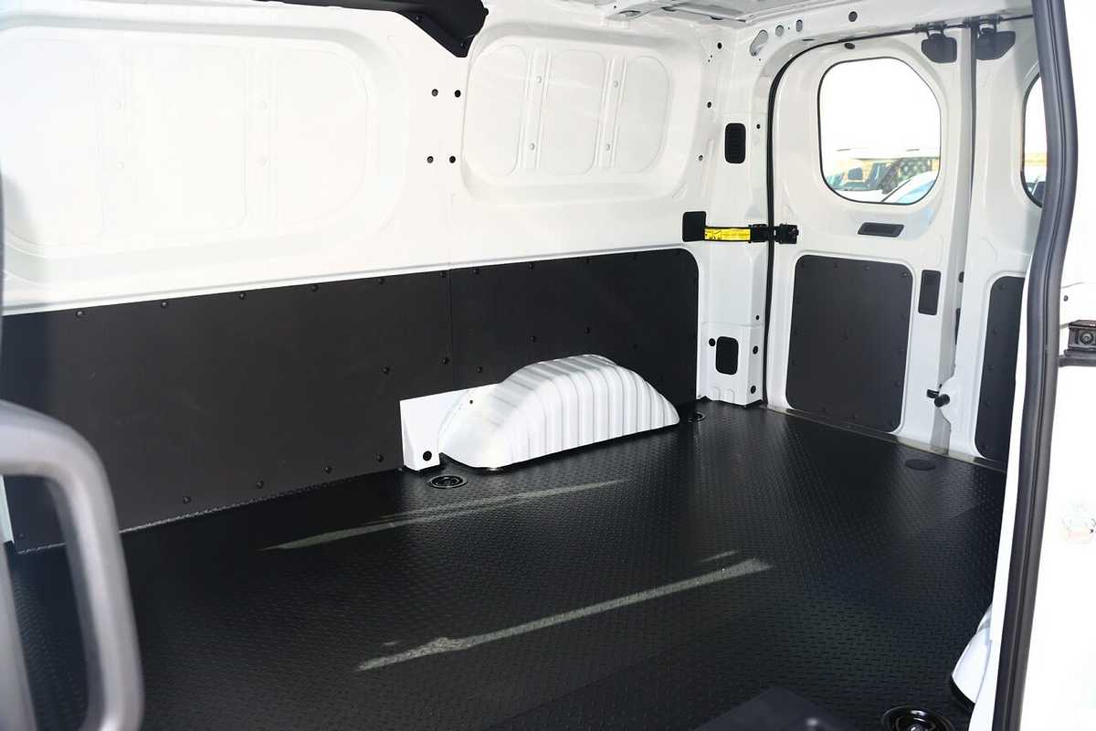 2024 LDV eDeliver 7 SWB