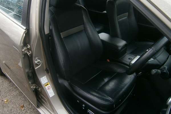 2012 Toyota Camry Hybrid HL AVV50R