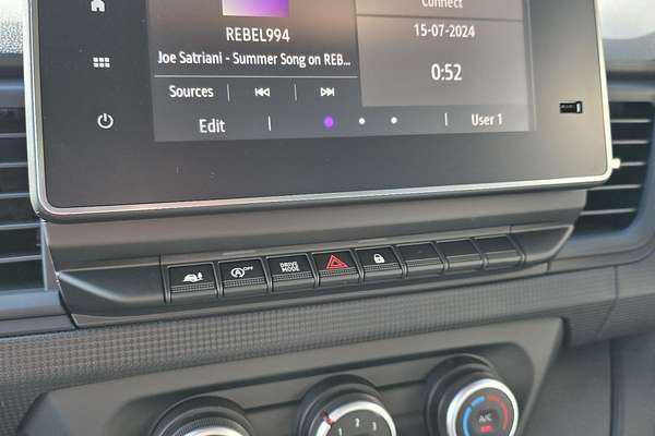 2023 Renault Trafic Pro X82 SWB