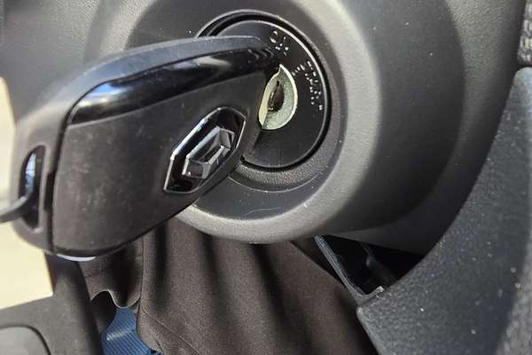 2023 Renault Trafic Pro X82 SWB