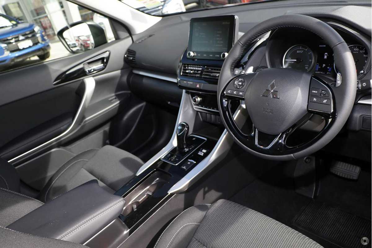 2024 Mitsubishi Eclipse Cross PHEV ES YB