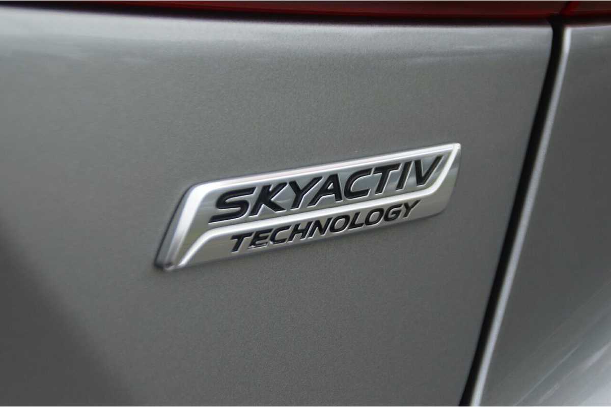 2014 Mazda 3 Neo SKYACTIV-MT BM5276