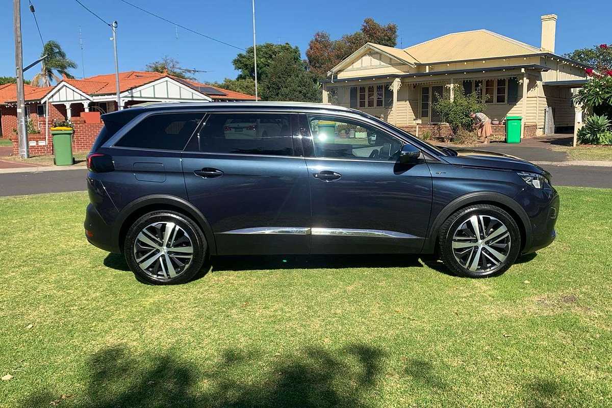 2019 Peugeot 5008 GT P87