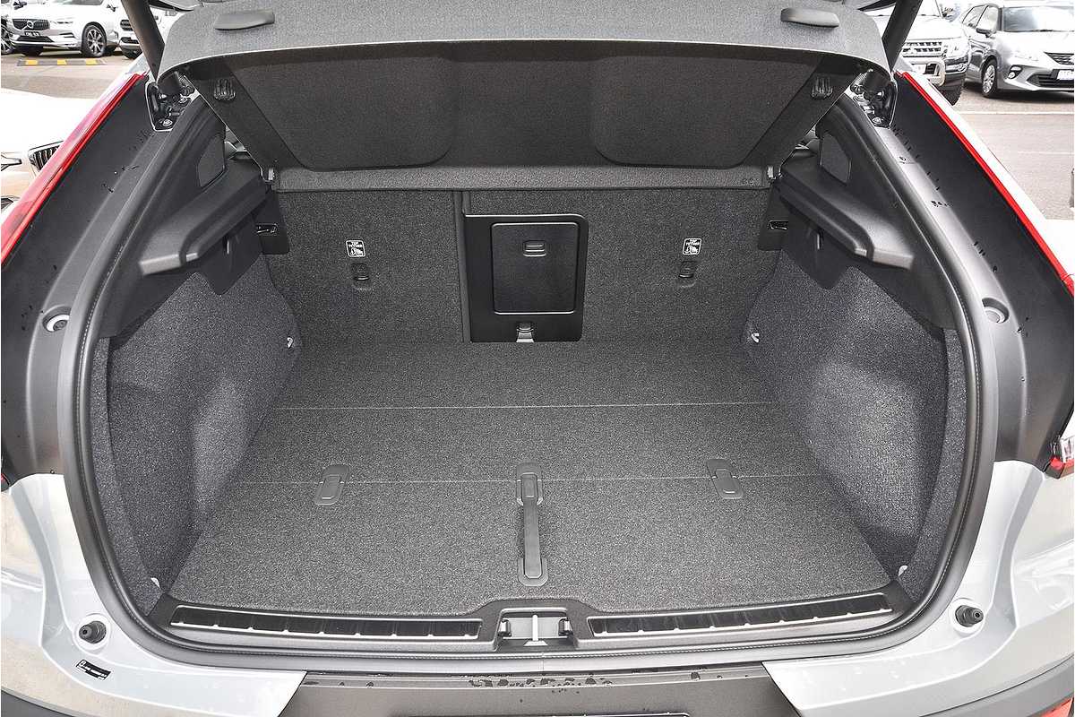 2023 Volvo C40 Recharge