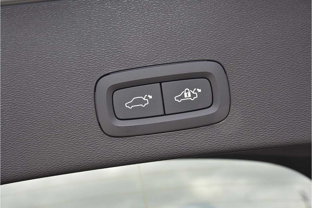 2023 Volvo C40 Recharge