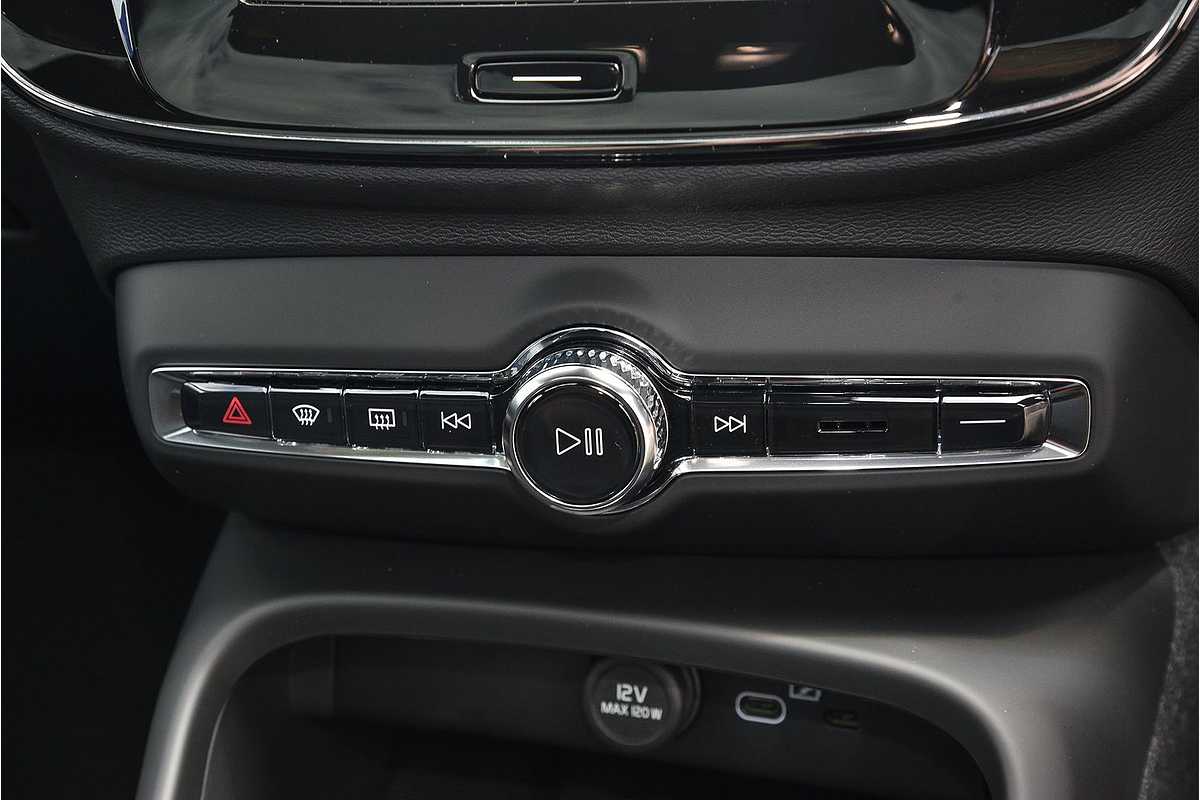 2023 Volvo C40 Recharge