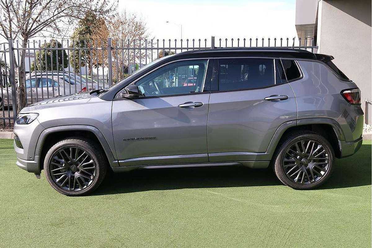 2022 Jeep Compass Night Eagle M6