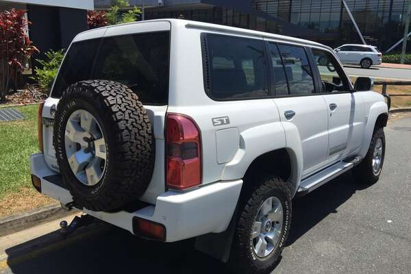 2013 Nissan Patrol ST Y61