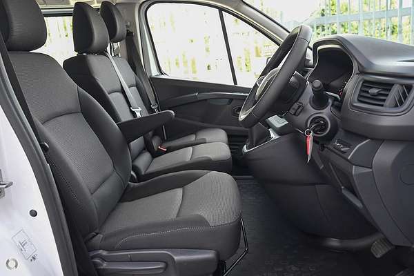 2023 Renault Trafic Crew Pro X82 LWB