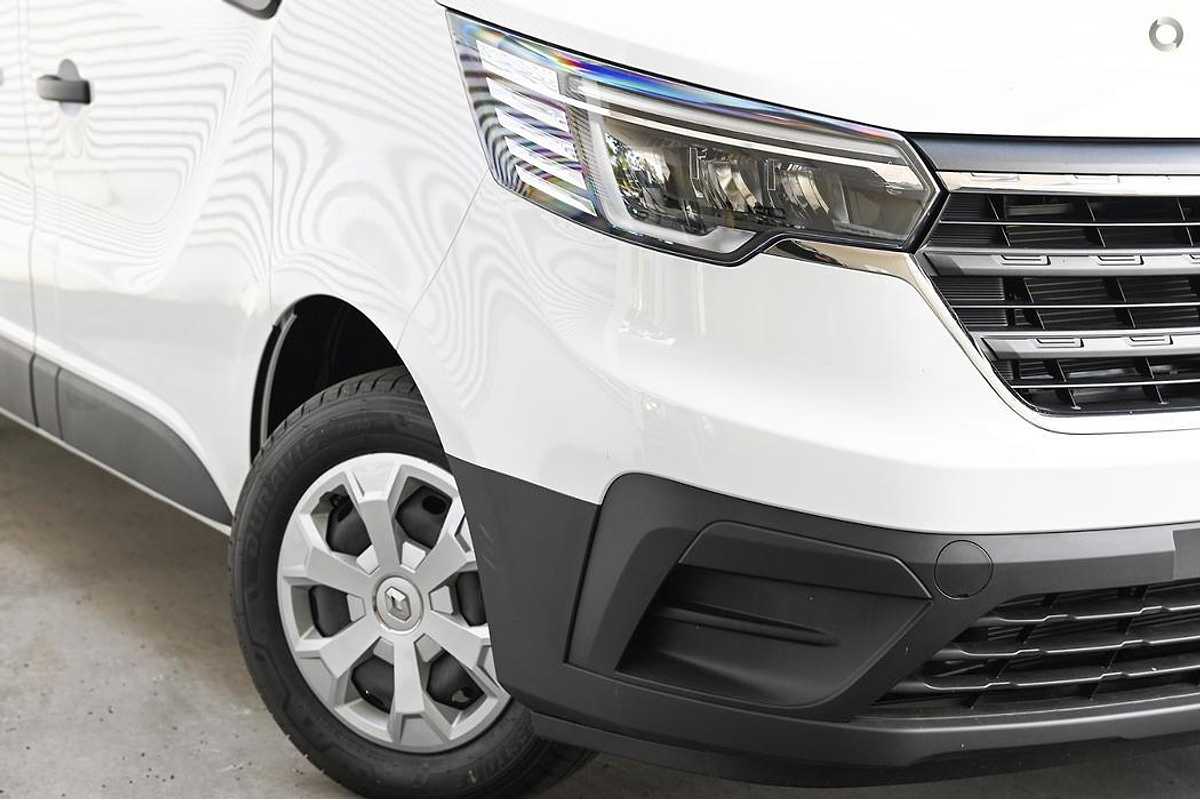 2023 Renault Trafic Crew Pro X82 LWB