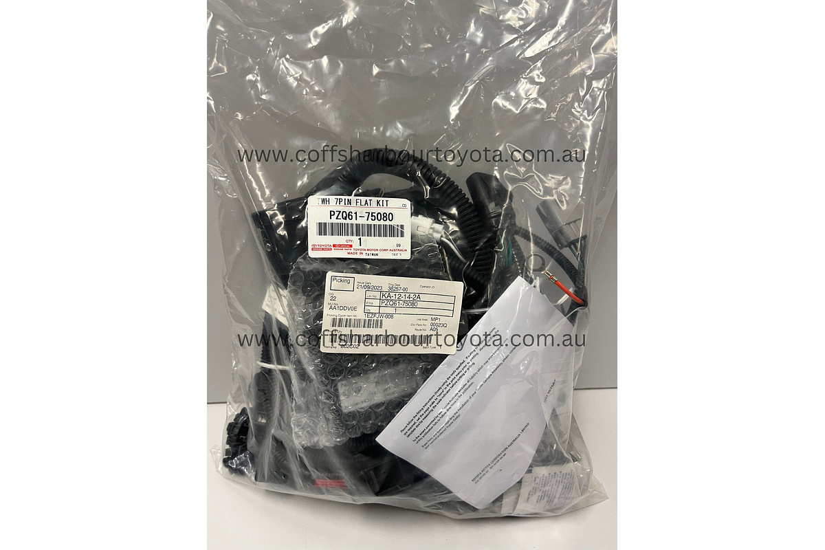 Toyota Towbar Wiring Kit (7 Flat) HiAce LWB Feb 19-onwards - PZQ6175080