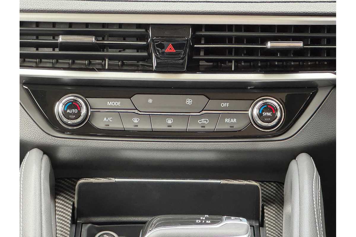 2023 LDV D90 Executive SV9A