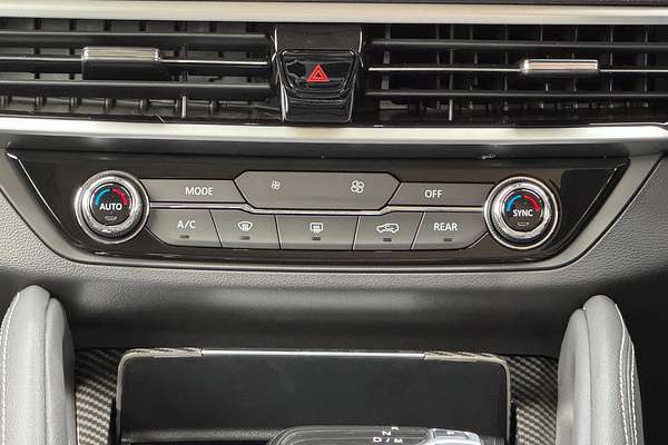 2023 LDV D90 Executive SV9A