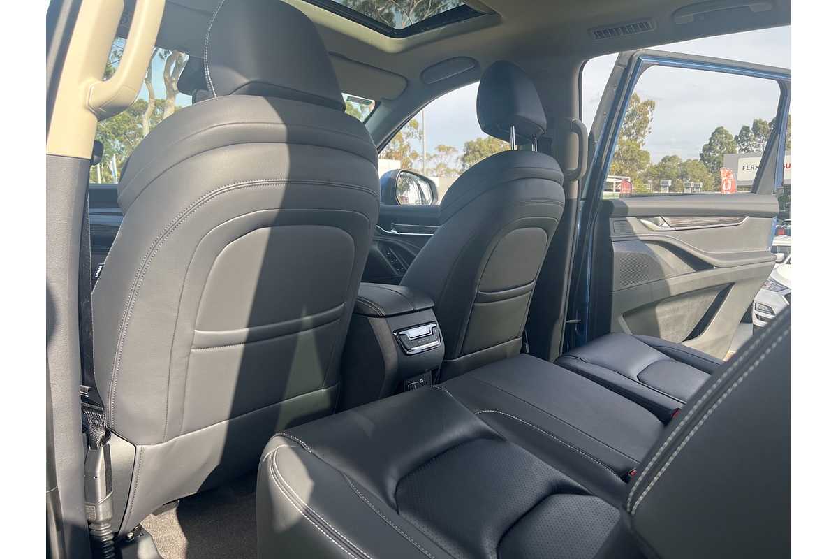 2023 LDV D90 Executive SV9A
