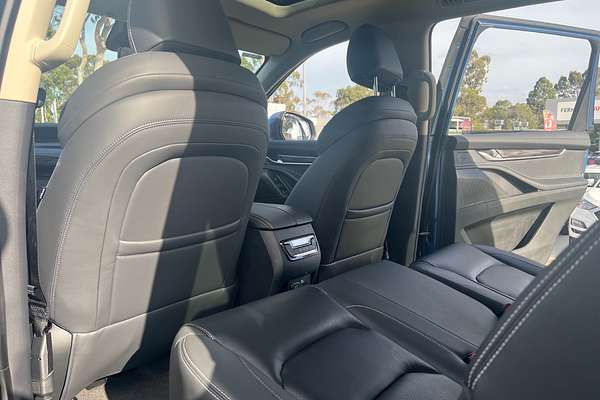 2023 LDV D90 Executive SV9A