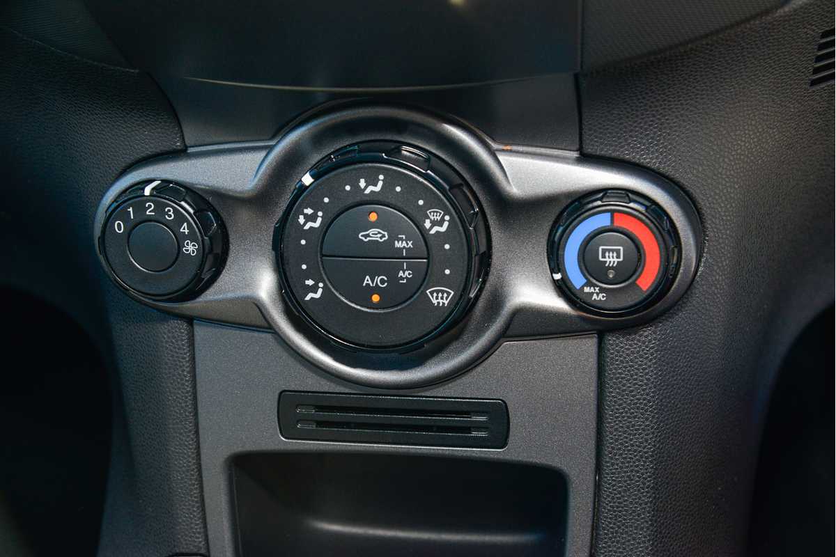 2013 Ford Fiesta Ambiente WZ