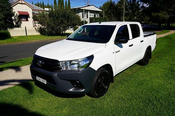 2016 Toyota Hilux Workmate TGN121R RWD