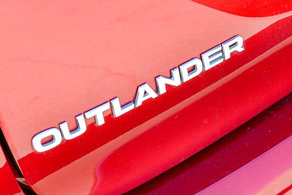 2022 Mitsubishi Outlander PHEV Exceed ZM