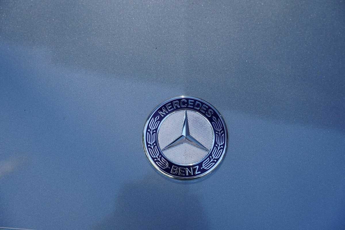 2015 Mercedes-Benz C200 205