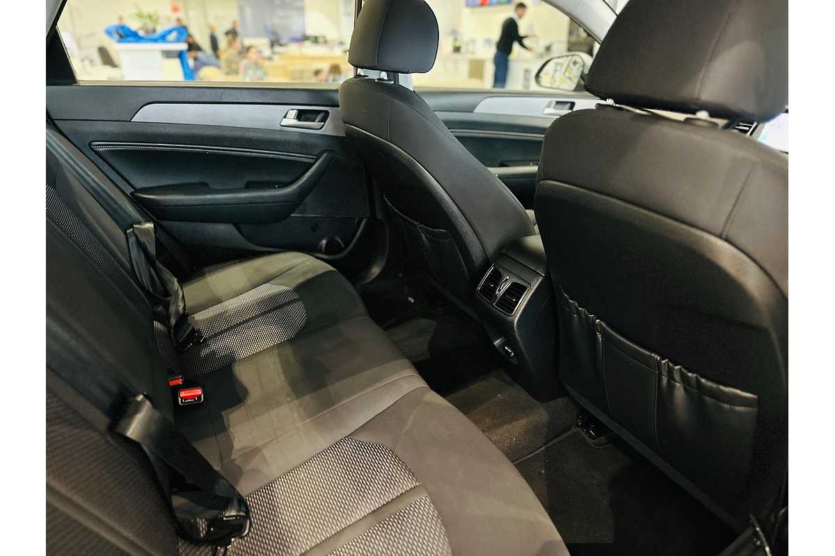 2018 Hyundai Sonata Active LF4
