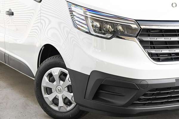 2023 Renault Trafic Crew Pro X82 LWB
