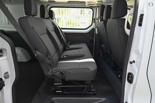2023 Renault Trafic Crew Pro X82 LWB