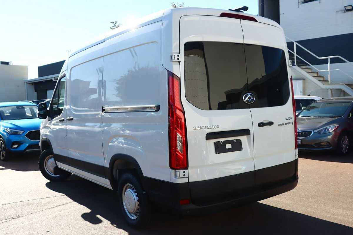 2024 LDV Deliver 9 Mid Roof MWB