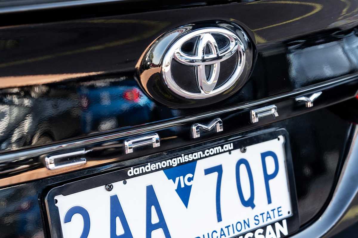 2019 Toyota Camry SL GSV70R