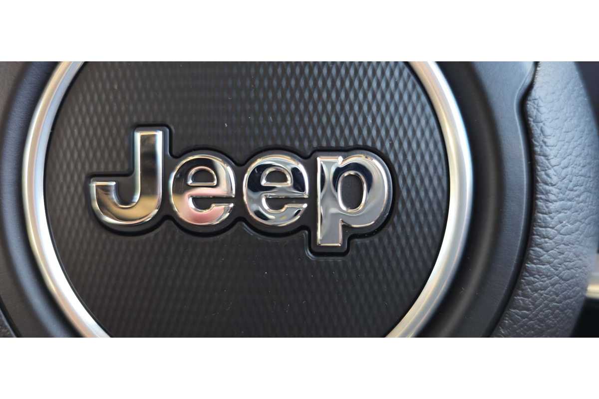2023 Jeep Wrangler Unlimited Overland JL