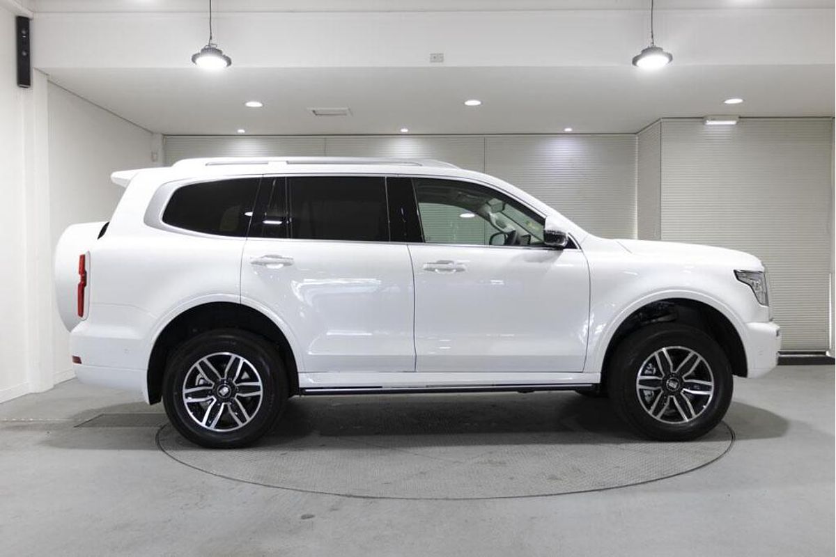 2024 GWM Tank 300 Ultra Hybrid P03