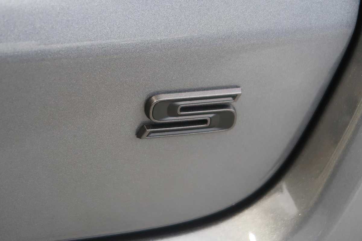 2023 Jeep Compass S-Limited M6
