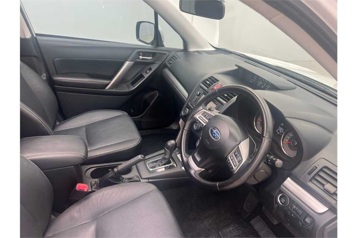 2014 Subaru FORESTER 2.5i LUXURY LIMITED EDITION MY14