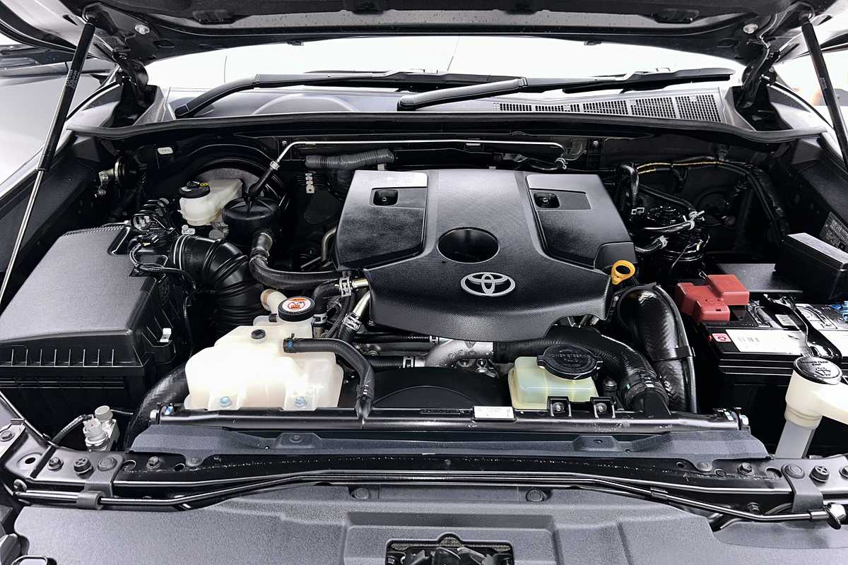 2019 Toyota Hilux Rogue GUN126R 4X4