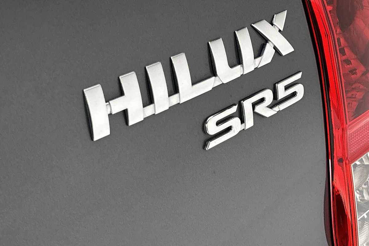 2018 Toyota Hilux SR5 GUN126R 4X4